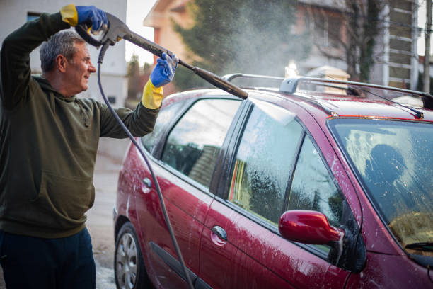 Best Garage Pressure Washing  in Scottsburg, IN